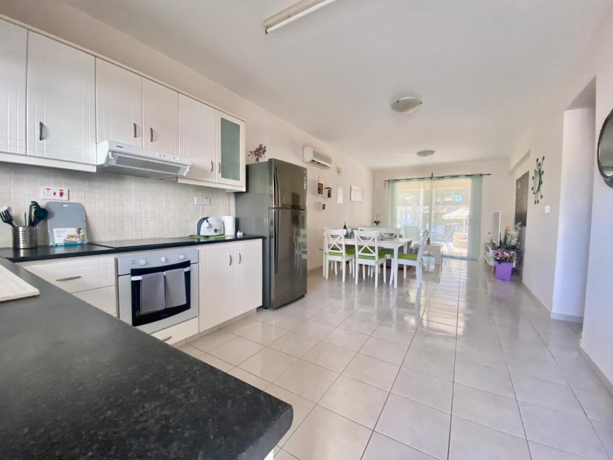 Royal Seacrest F G5 Ground Floor Apartment Pafos Exterior foto