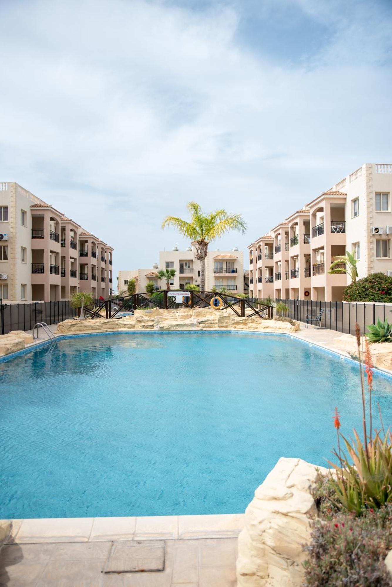 Royal Seacrest F G5 Ground Floor Apartment Pafos Exterior foto